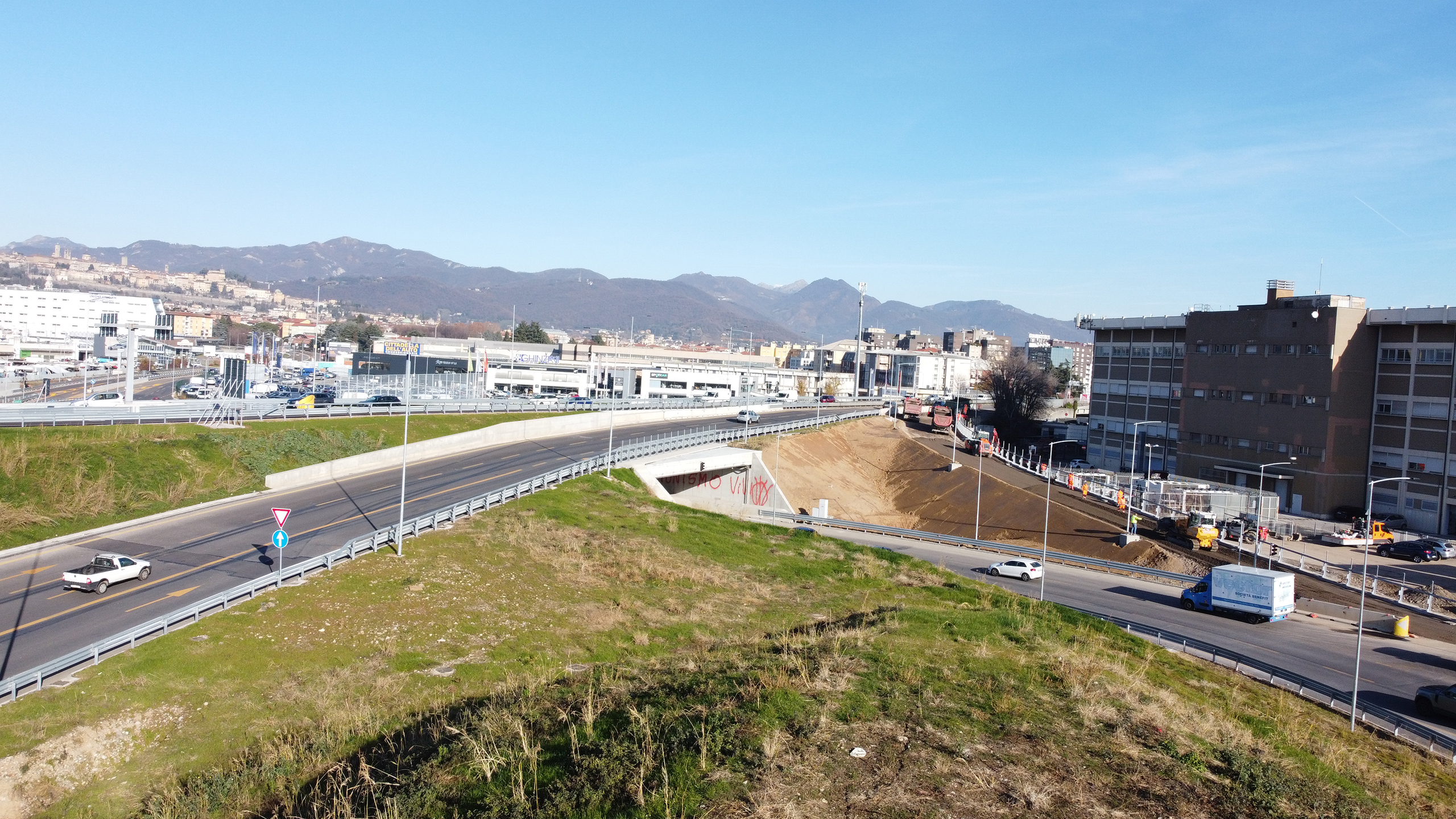 Committente:ARIA Progetto: Riqualificazione Rotonda Bergamo, svincolo A4 Esecutore dei lavori: SUARDI spa Dicembre 23