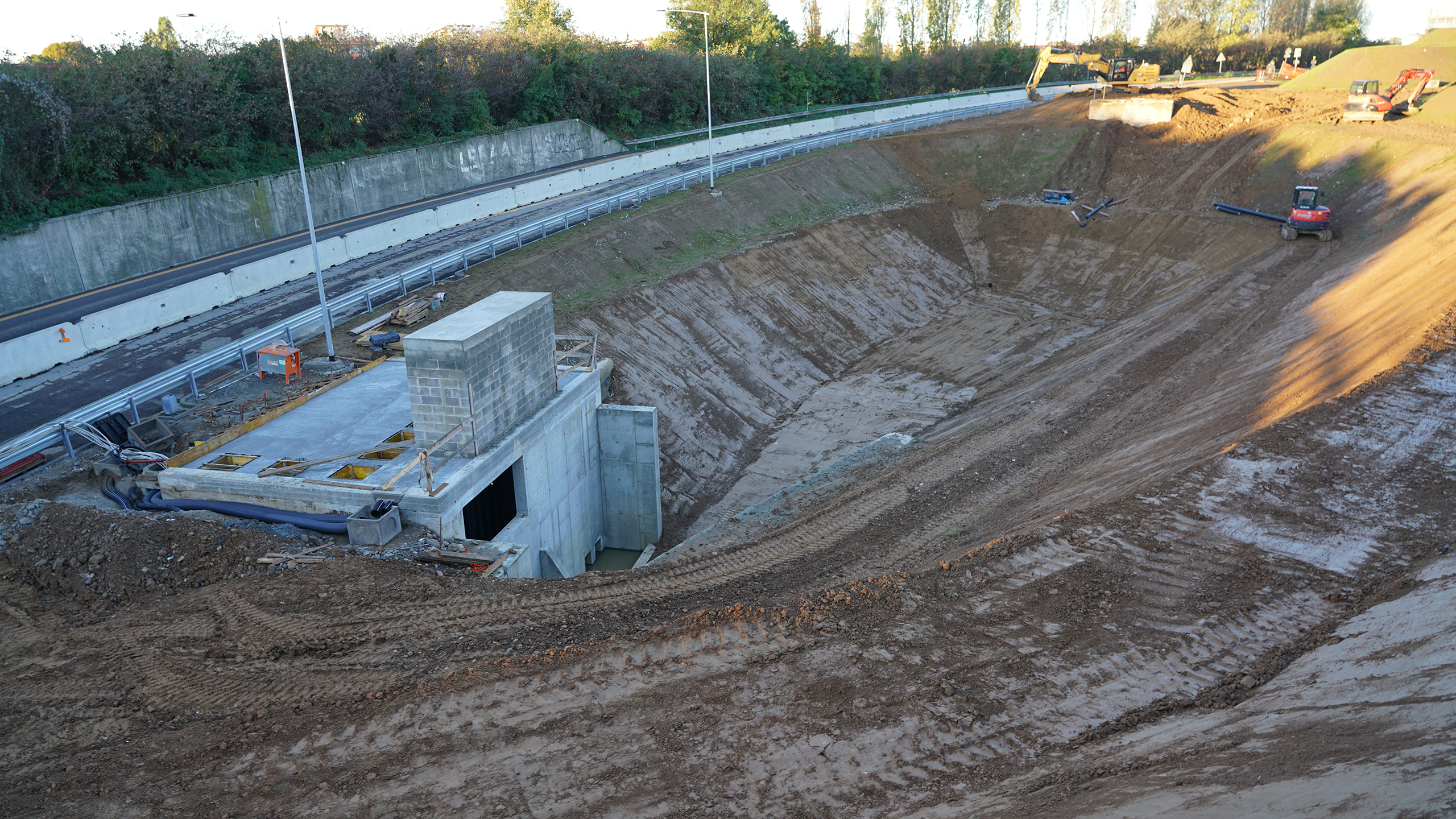Committente:ARIA Progetto: Riqualificazione Rotonda Bergamo, svincolo A4 Esecutore dei lavori: SUARDI spa