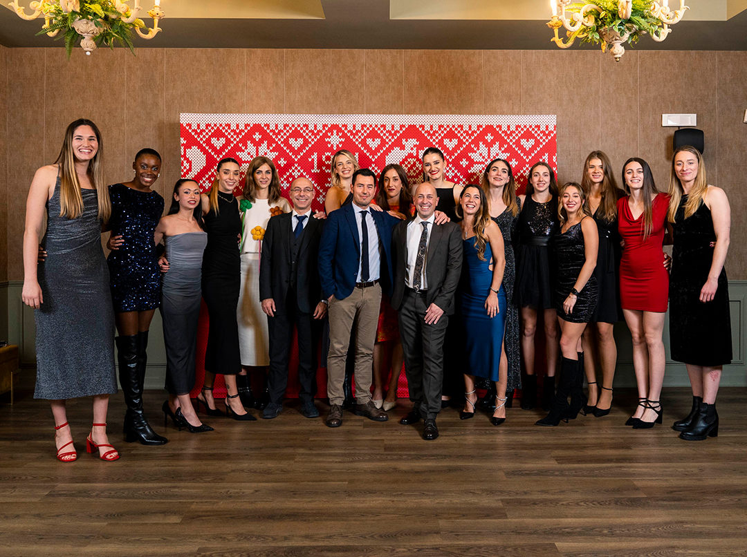 team_ChristmasNight_VolleyBG